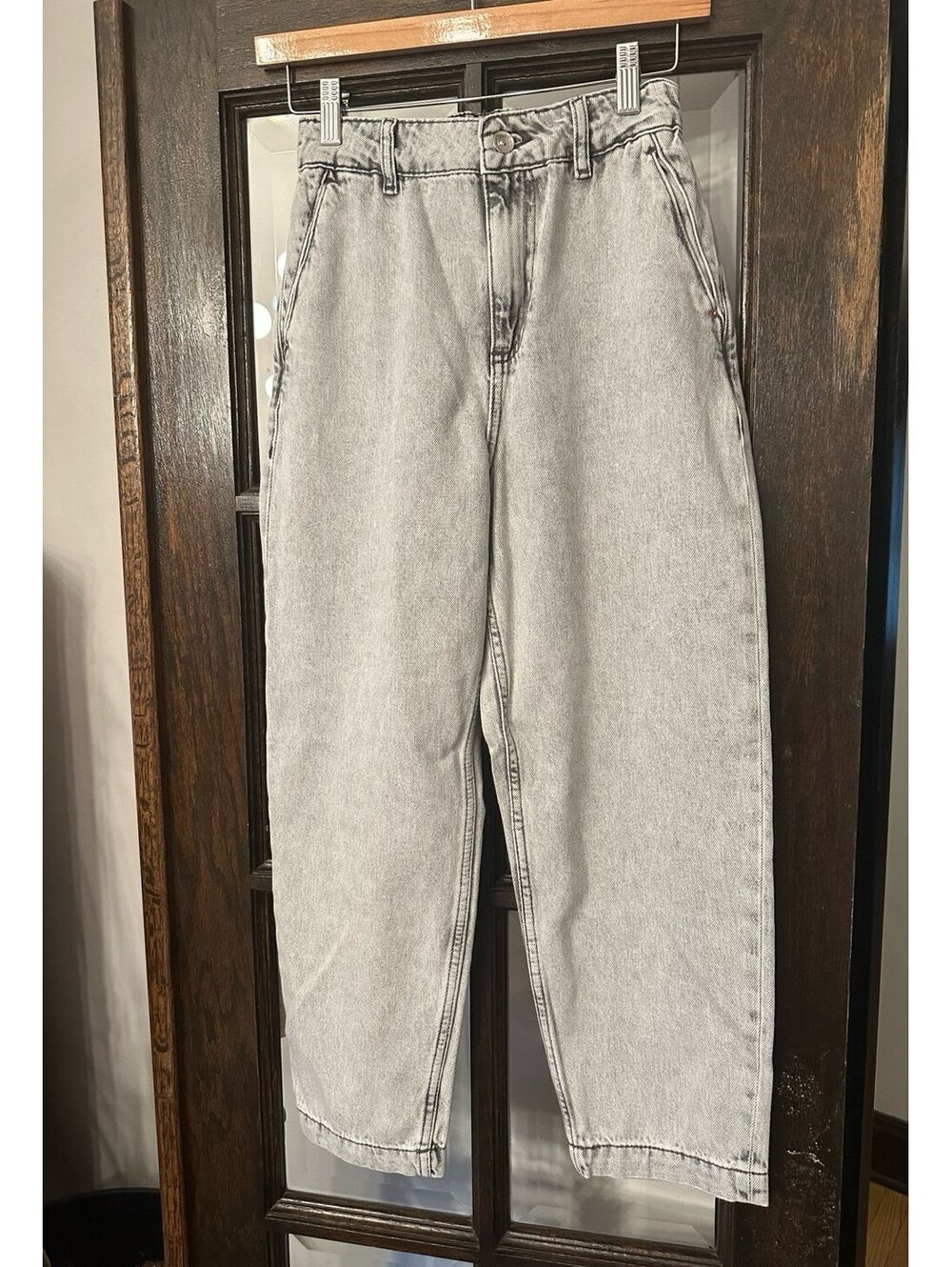 Zara Light Grey Acid Wash Balloon Jeans